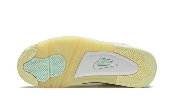 Air Jordans 4 Retro Sail