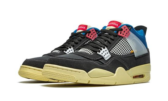 Air Jordans 4 Retro ‘Off Noir’