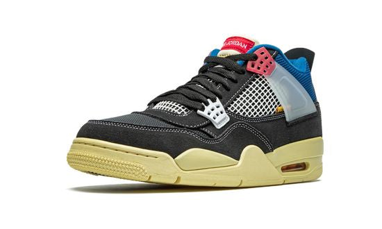 Air Jordans 4 Retro ‘Off Noir’